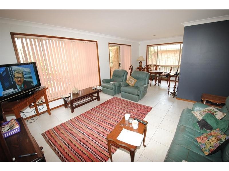 2/104 The Lake Circuit, Culburra Beach NSW 2540