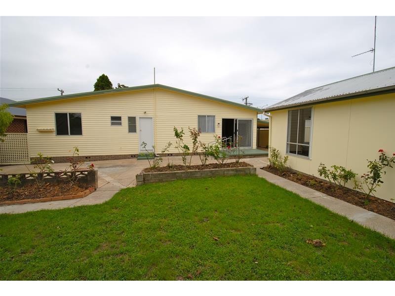 198  Prince Edward Avenue, Culburra Beach NSW 2540