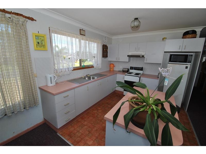 79 Penguins Head Road, Culburra Beach NSW 2540