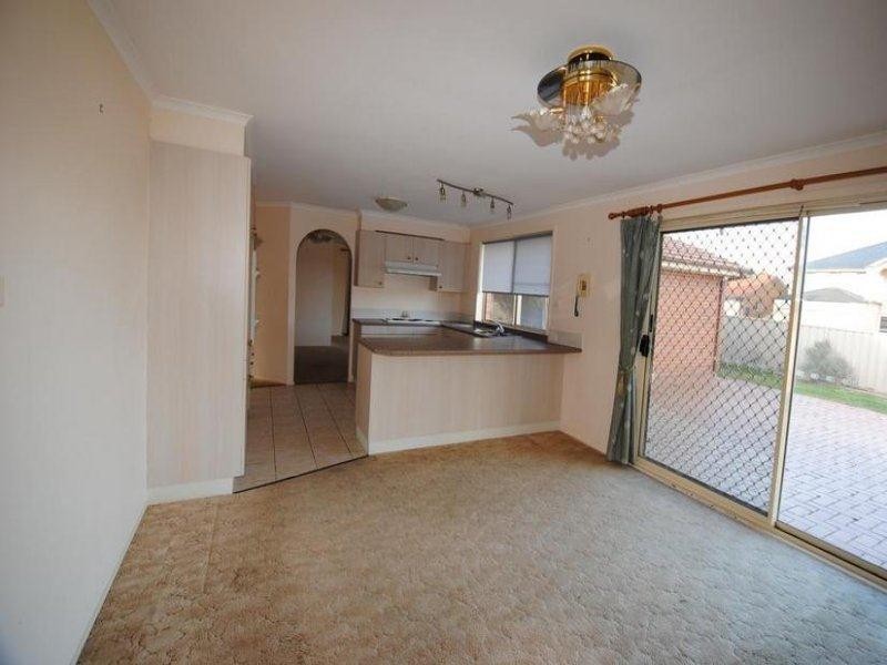 100 Hollingsworth Crescent, Callala Bay NSW 2540