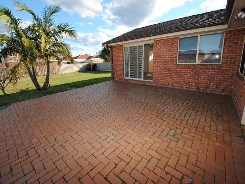 100 Hollingsworth Crescent, Callala Bay NSW 2540