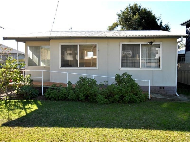 28  Carlton Crescent, Culburra Beach NSW 2540