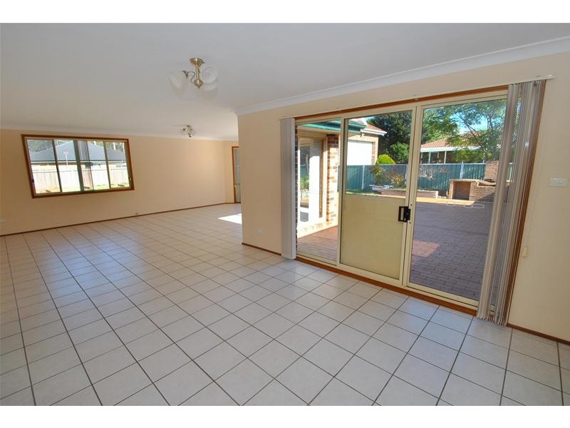 20 Carson Crescent, Callala Bay NSW 2540