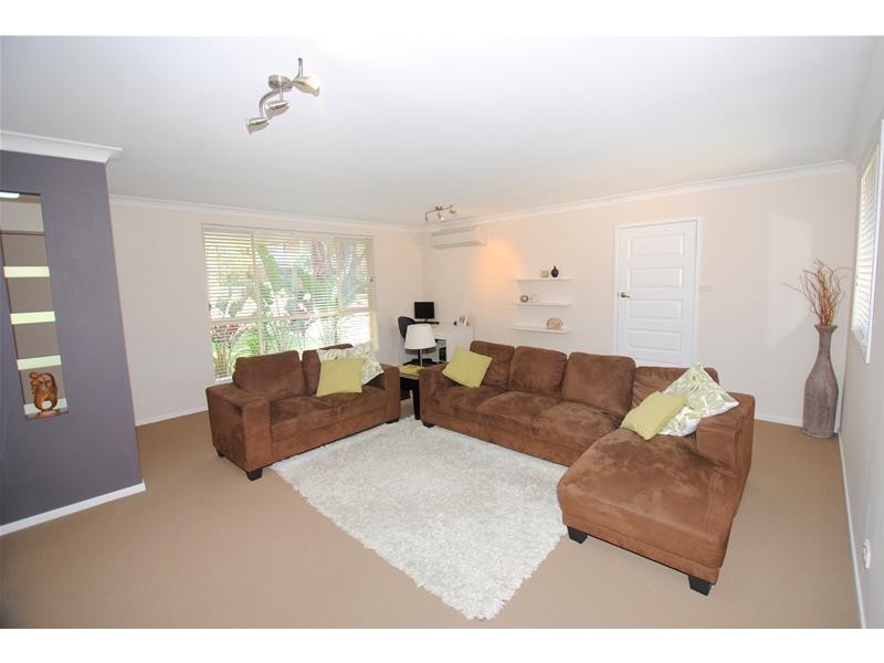 94 Hollingsworth Crescent, Callala Bay NSW 2540