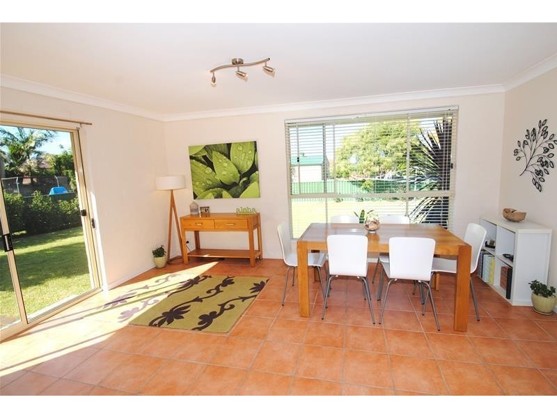 94 Hollingsworth Crescent, Callala Bay NSW 2540
