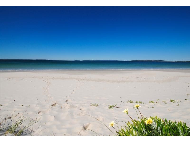 93 Quay Road, Callala Beach NSW 2540