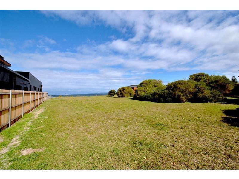 93 Quay Road, Callala Beach NSW 2540