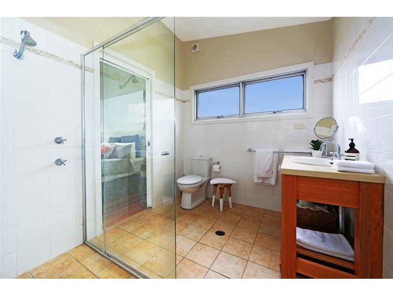 11 Boorawine Terrace, Callala Bay NSW 2540