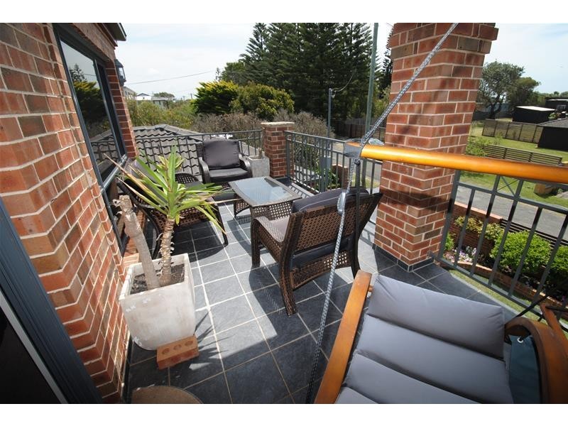 186 Marina Lane, Culburra Beach NSW 2540