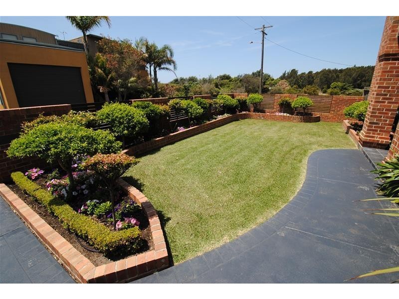 186 Marina Lane, Culburra Beach NSW 2540