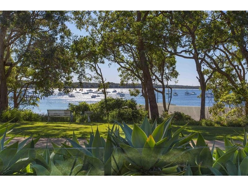 62 Boorawine Terrace, Callala Bay NSW 2540