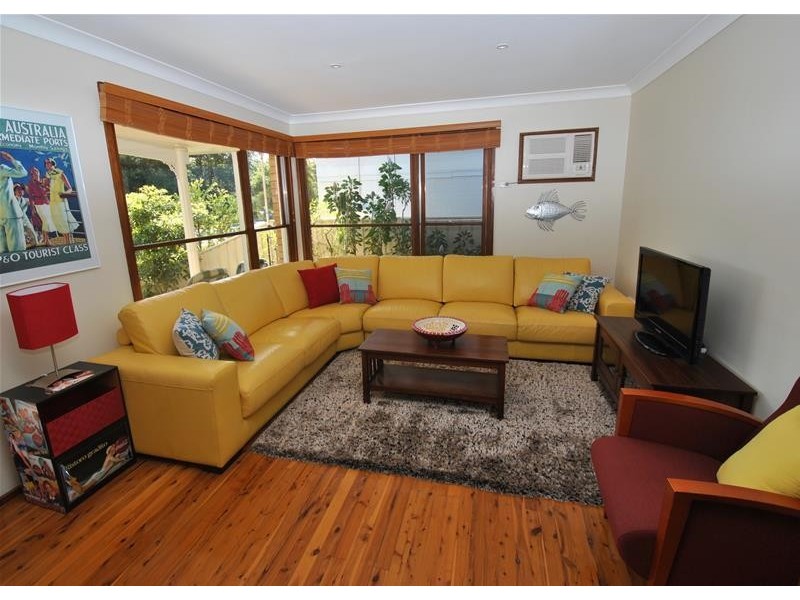 104 Watts Road, Callala Beach NSW 2540