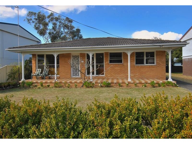 104 Watts Road, Callala Beach NSW 2540