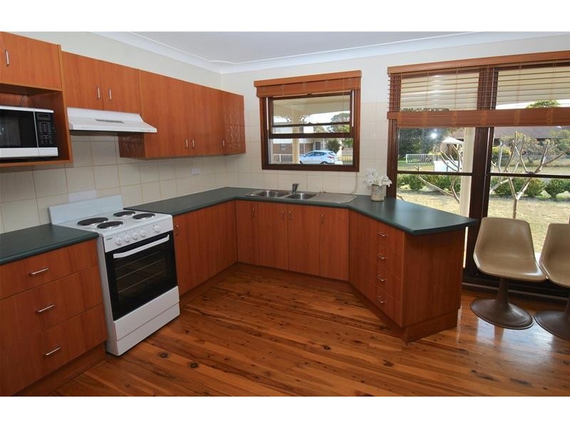 104 Watts Road, Callala Beach NSW 2540