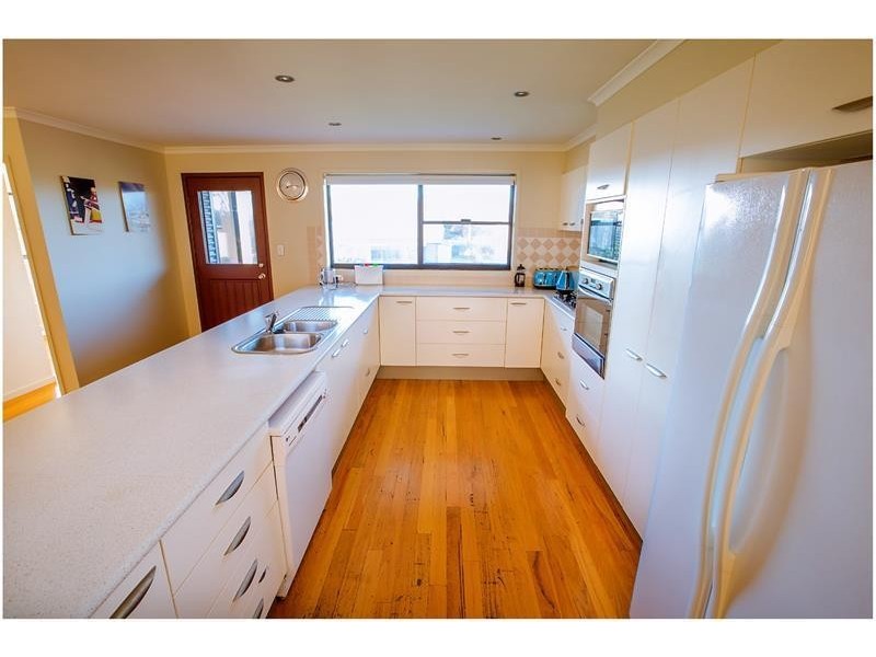 12 Vivian Way, Culburra Beach NSW 2540