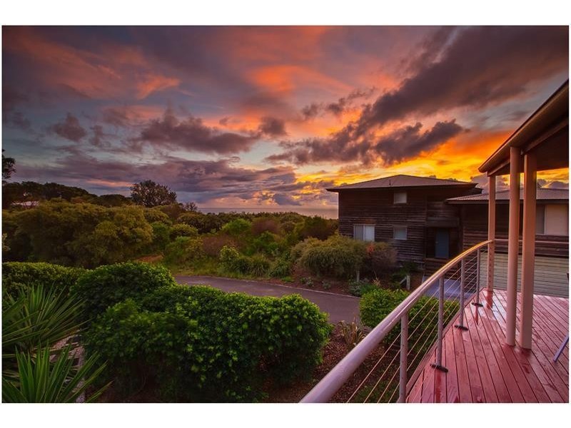 12 Vivian Way, Culburra Beach NSW 2540