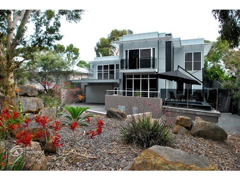 9 Caffery Circuit, Callala Beach NSW 2540