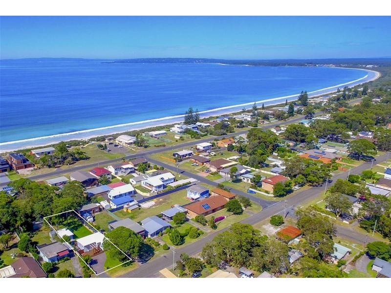 77 King George Street, Callala Beach NSW 2540