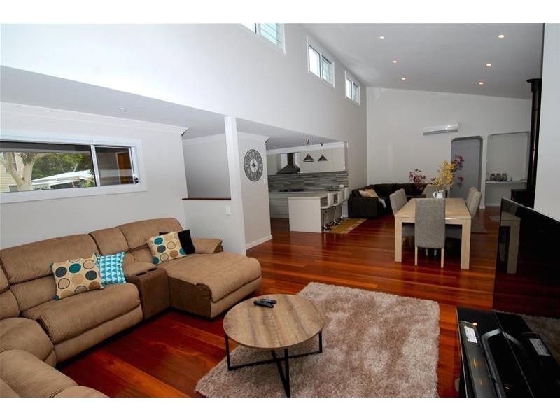 11 Hazelwood Rise, Callala Beach NSW 2540