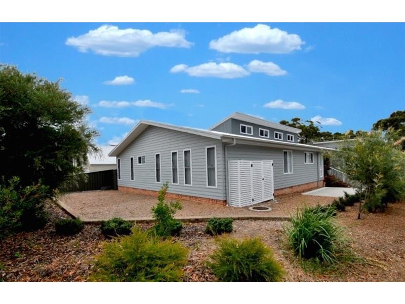 11 Hazelwood Rise, Callala Beach NSW 2540
