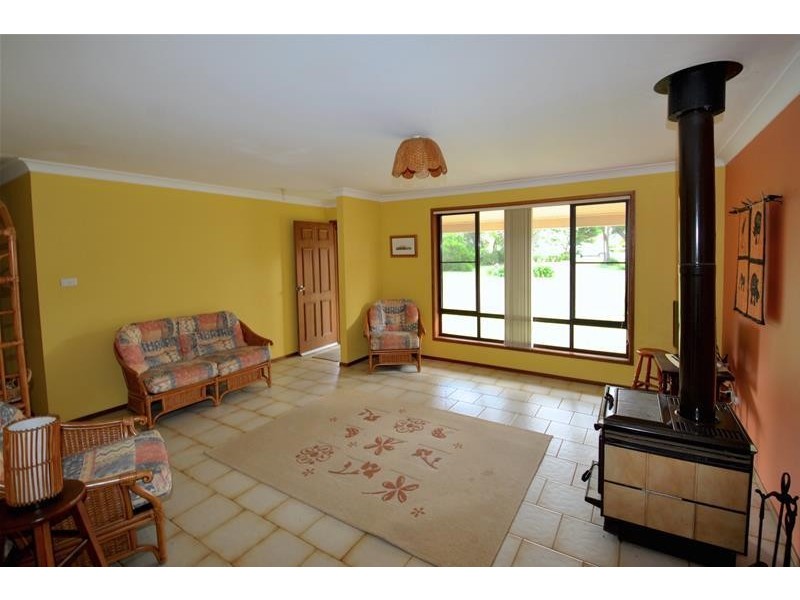 34 Lackersteen Street, Callala Bay NSW 2540