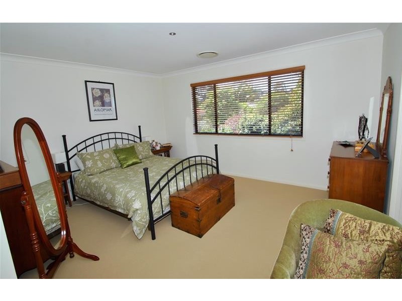 8 Barden Close, Callala Bay NSW 2540