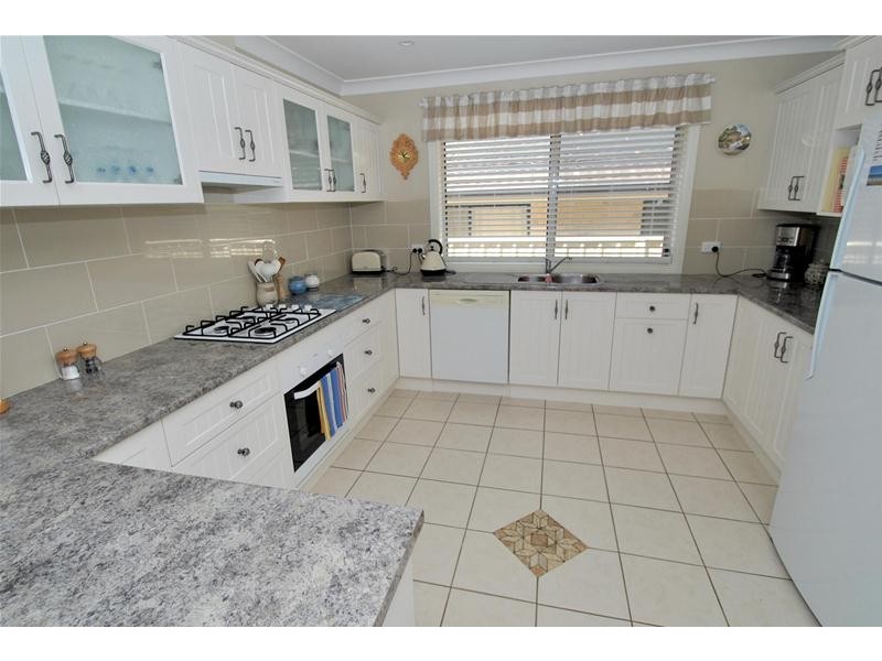 44 Barden Close, Callala Bay NSW 2540