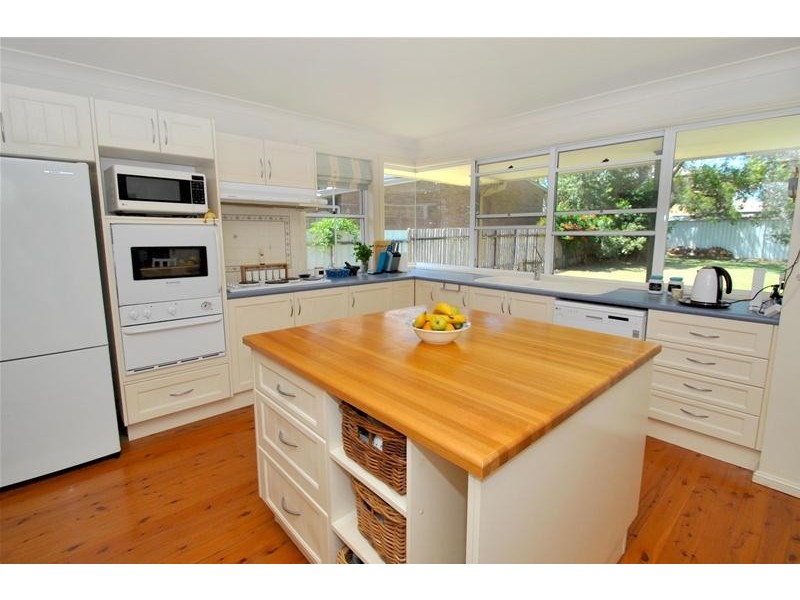 42 Bay Street, Callala Bay NSW 2540