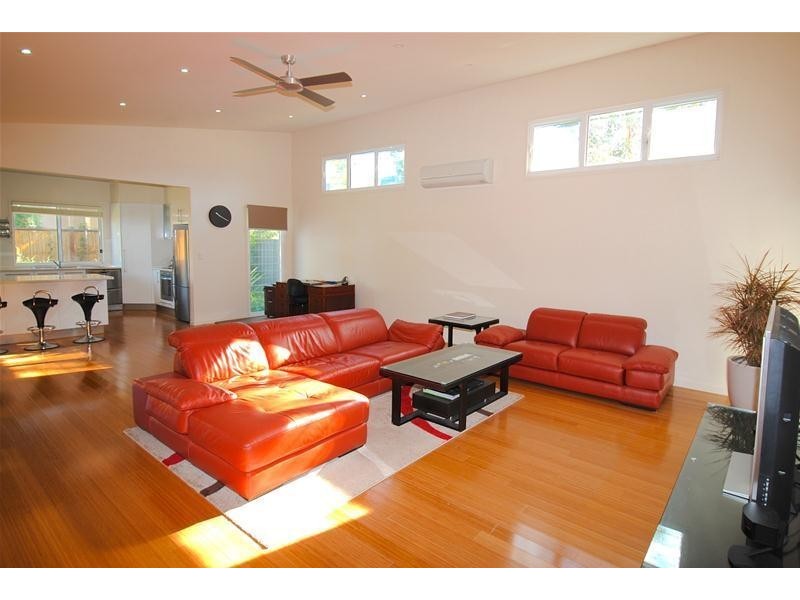 10 Hazelwood Rise, Callala Beach NSW 2540