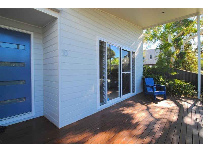 10 Hazelwood Rise, Callala Beach NSW 2540
