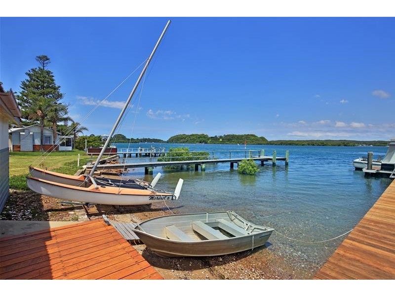 108 Greenwell Point Road, Greenwell Point NSW 2540