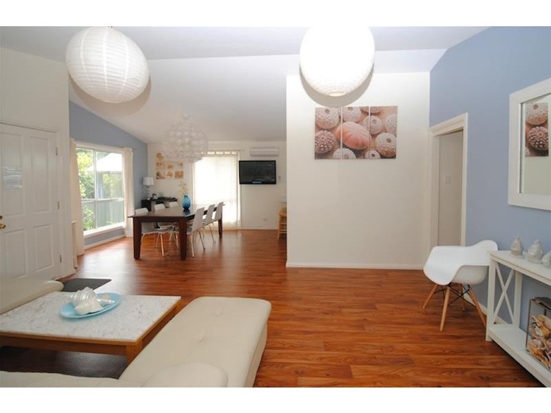 8 Sagewood Row, Callala Beach NSW 2540