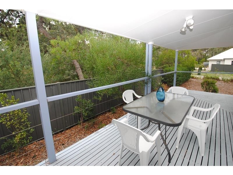 8 Sagewood Row, Callala Beach NSW 2540