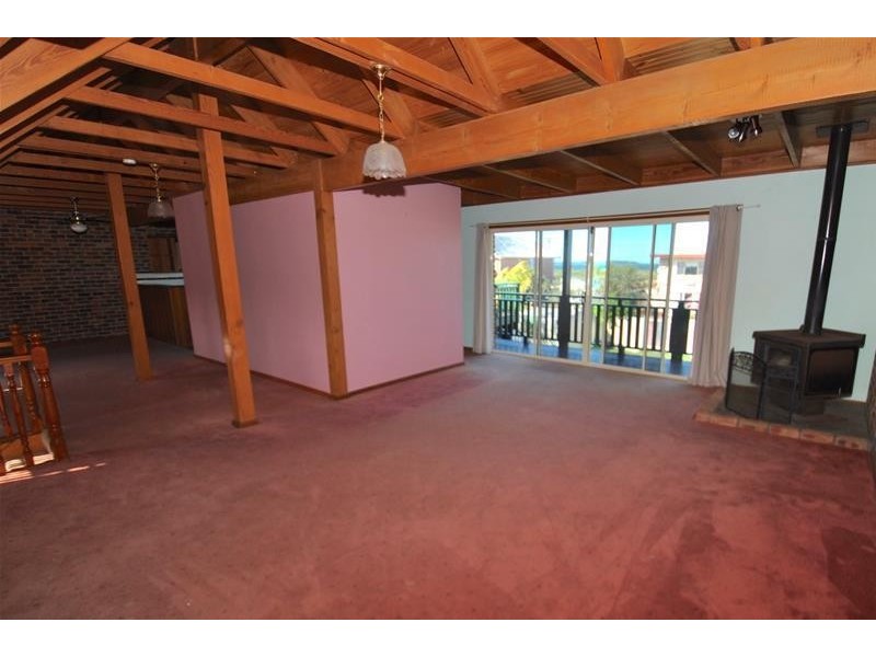 17 Lennox Road, Callala Beach NSW 2540