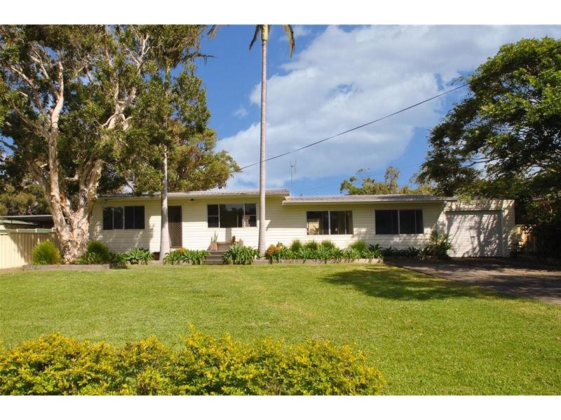 98b Greenbank Grove, Culburra Beach NSW 2540