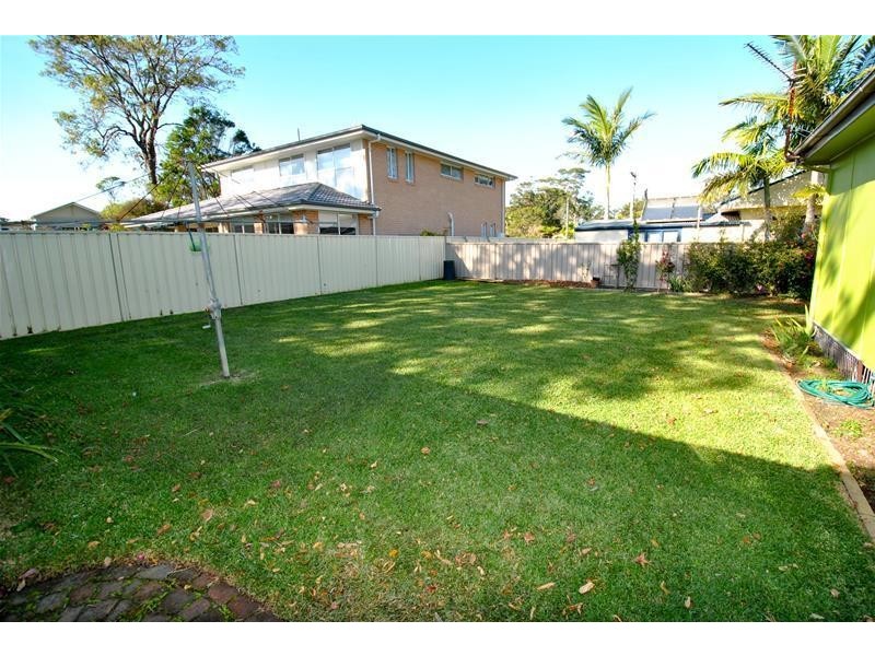 18 Greenbank Grove, Culburra Beach NSW 2540