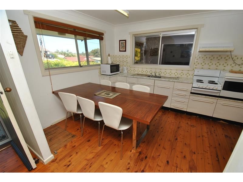 15 Palm Way, Culburra Beach NSW 2540