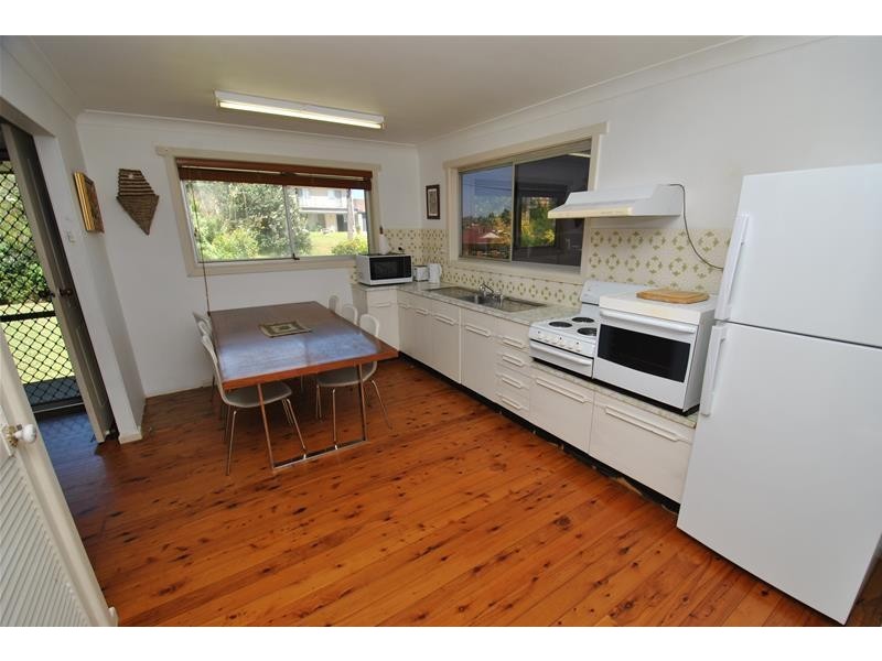 15 Palm Way, Culburra Beach NSW 2540