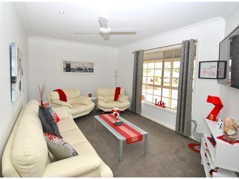 33  Barden Close, Callala Bay NSW 2540