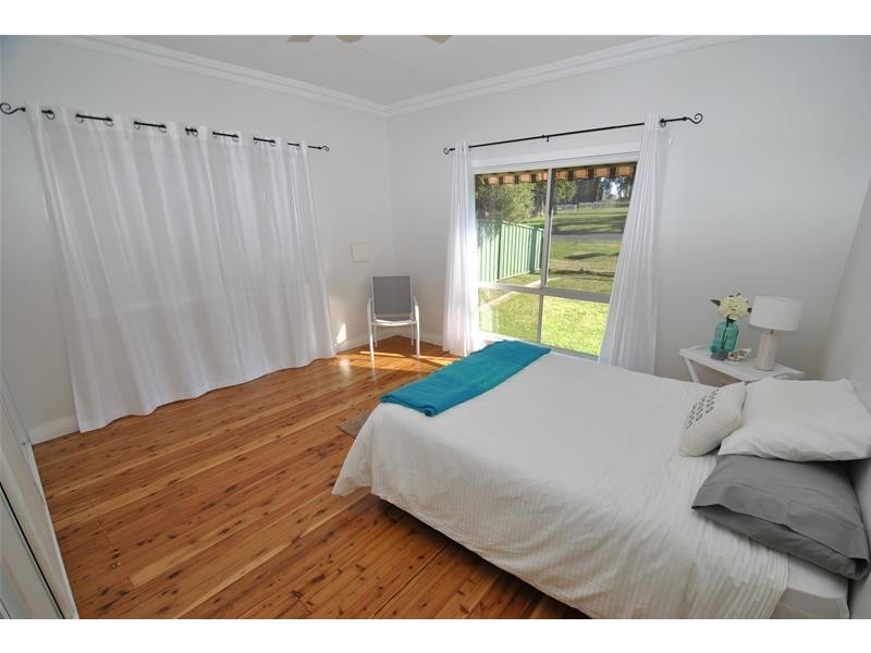 16 Jervis Street, Greenwell Point NSW 2540