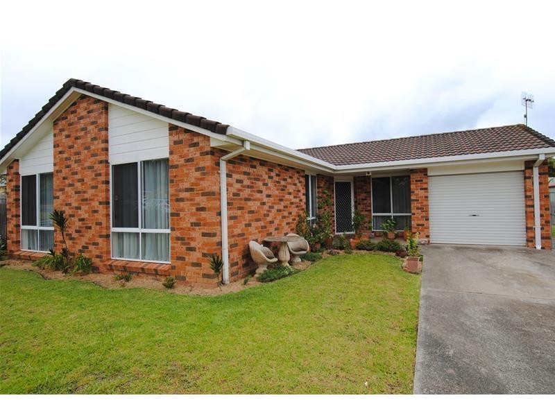 12 Gowlland Crescent, Callala Bay NSW 2540