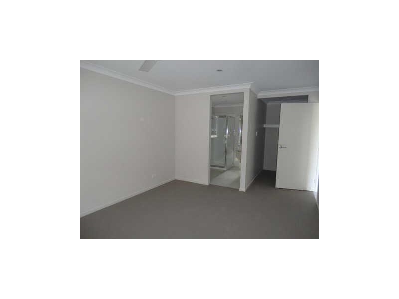 7  Olivia Close, Coomera QLD 4209