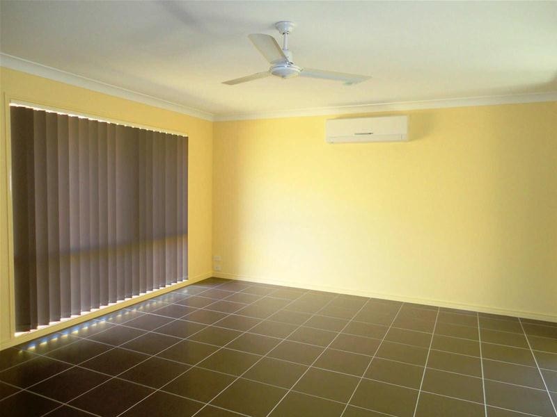 11  Wildflower Circuit, Upper Coomera QLD 4209