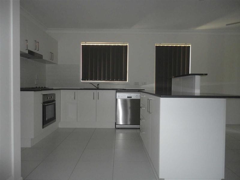 28 Stratus Lane, Coomera QLD 4209