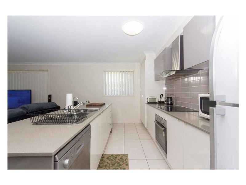 77  Beaumont Drive, Pimpama QLD 4209