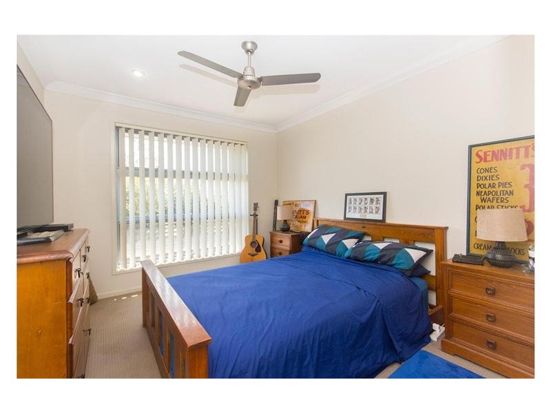 77  Beaumont Drive, Pimpama QLD 4209