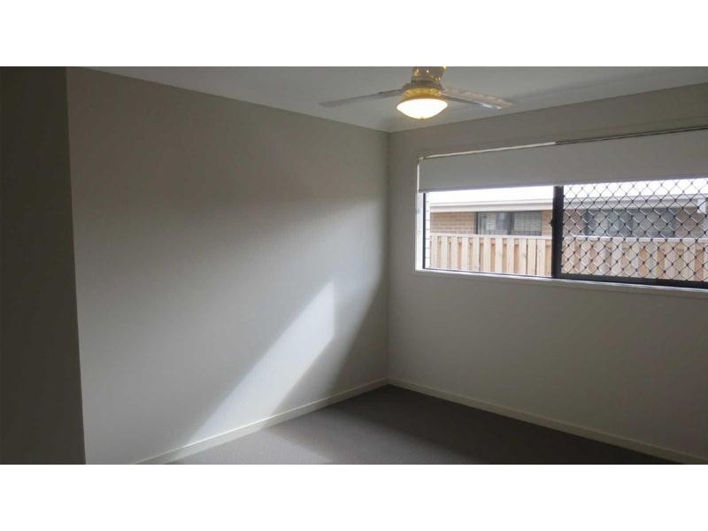 5  Ningaloo Drive, Pimpama QLD 4209