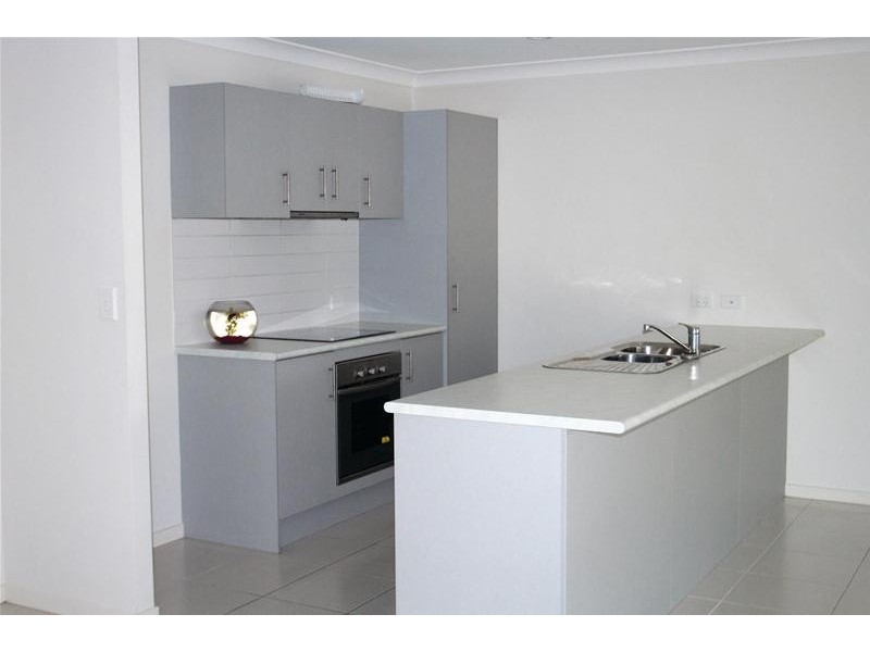 1/27  Filbert Street, Upper Coomera QLD 4209