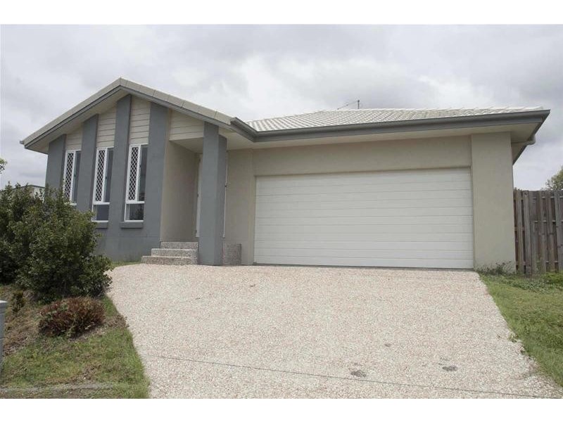 15 Parkvista Circuit, Coomera QLD 4209