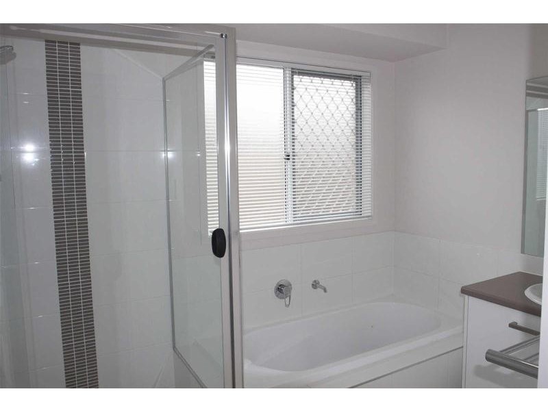 15 Parkvista Circuit, Coomera QLD 4209